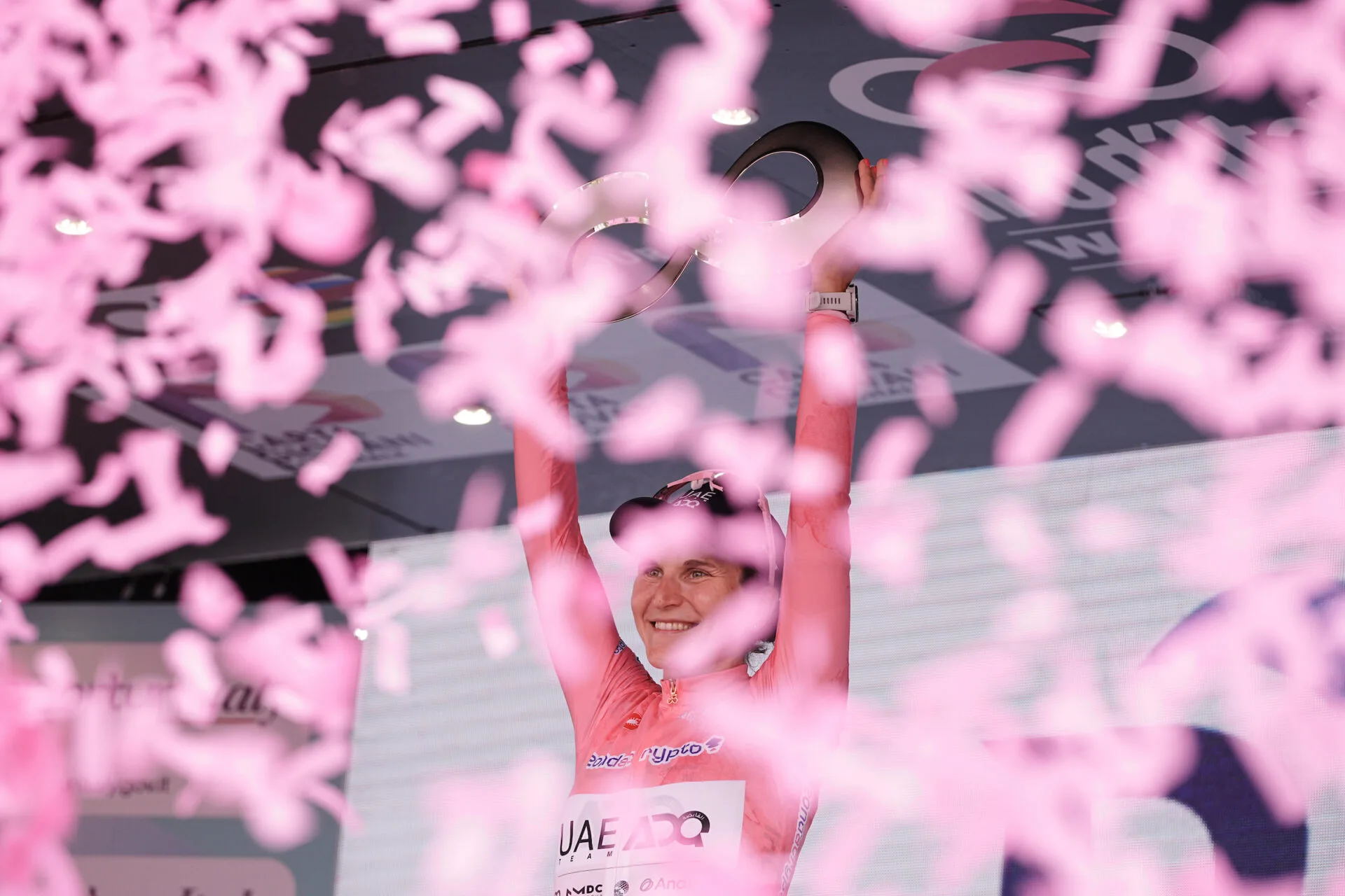 Giro d’ Italia Women 2025: maglia rosa και πάλι για την Elisa Longo Borghini